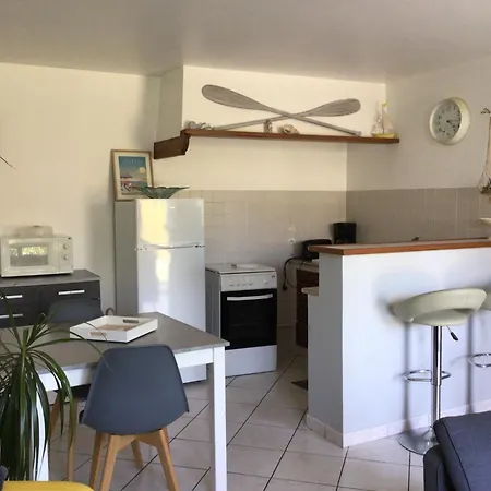 Maison De *